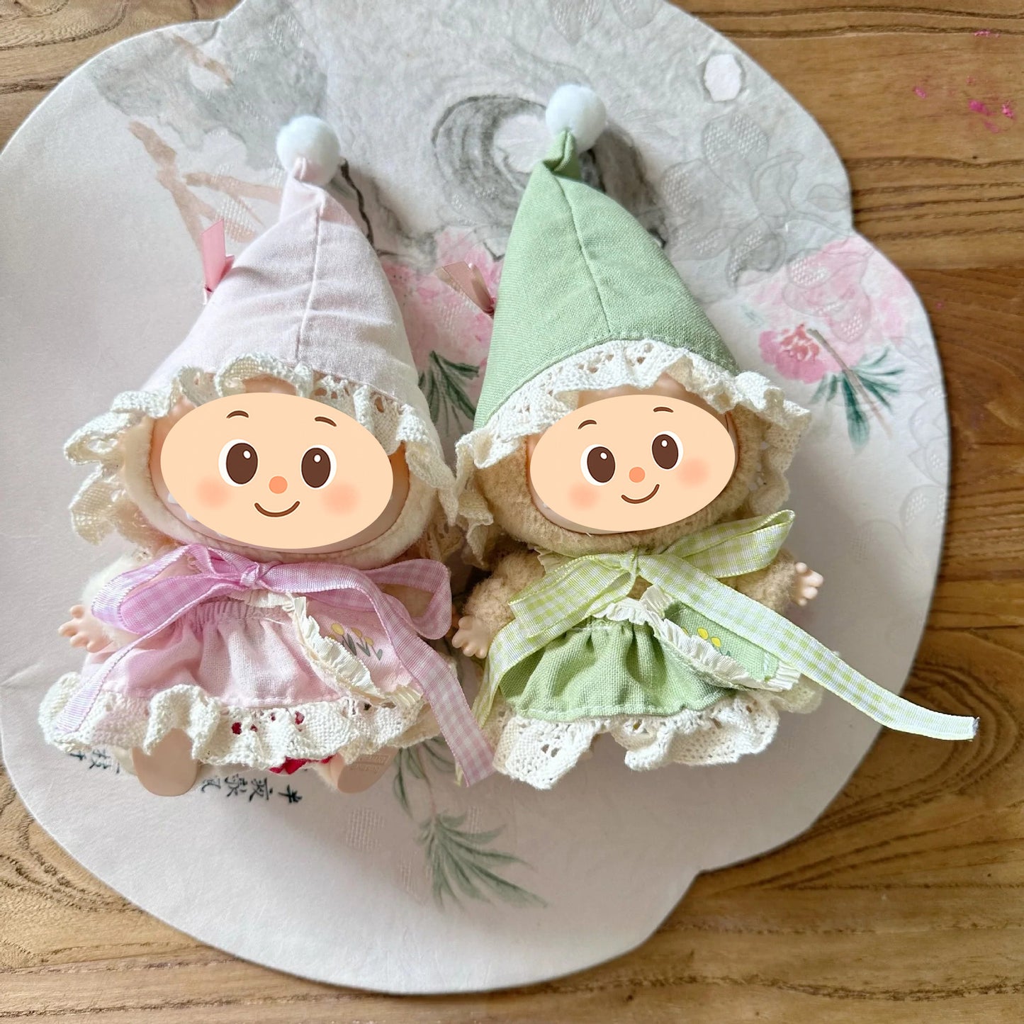 Whimsical Forest Elf Outfit for Labubu-Style Dolls – Handmade 4-Piece Fairy Costume Set with Bonnet, Skirt & Accessories