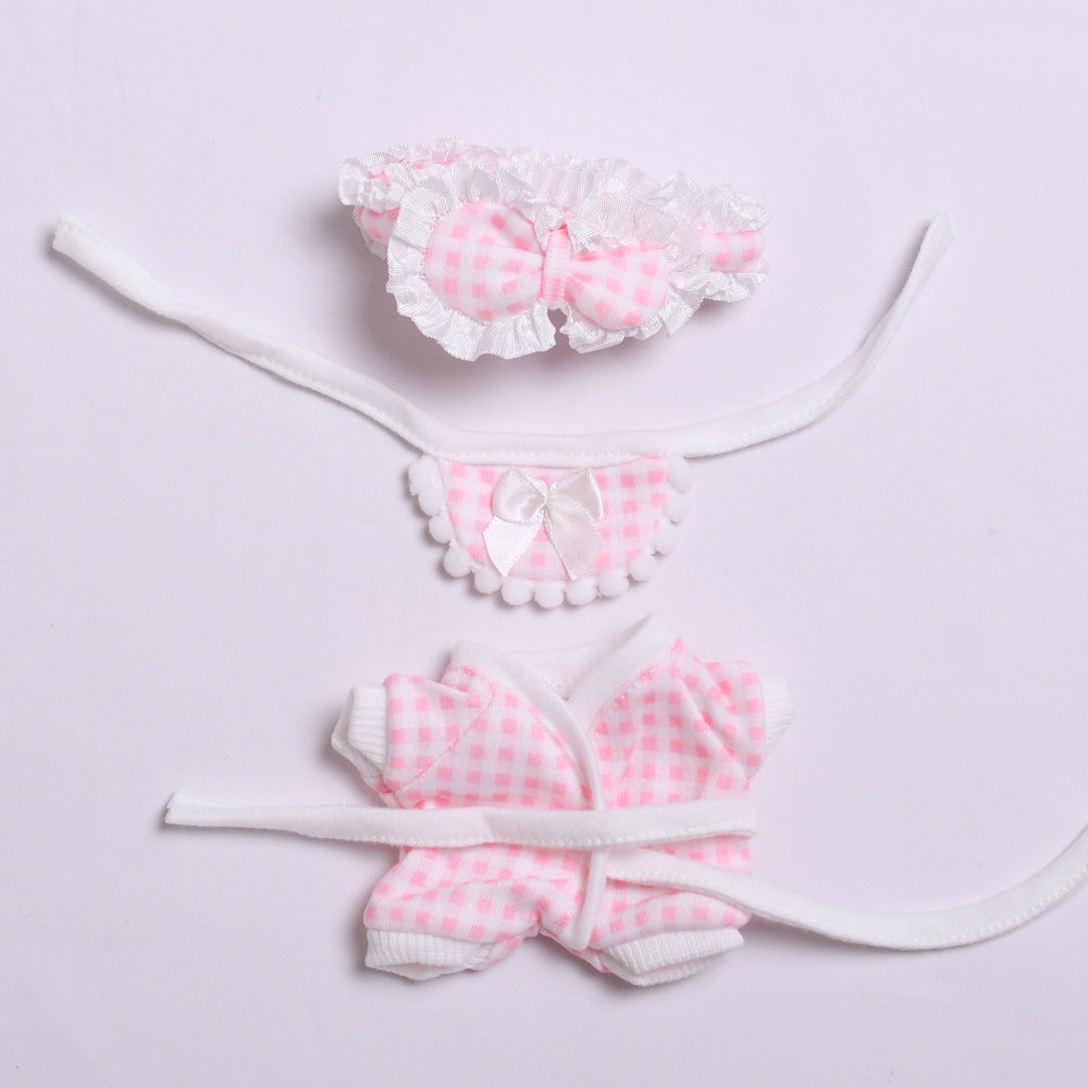 Gingham Pajama Set for Labubu – 3-Piece Sleepwear Outfit with Robe, Bib & Headband – Fit 15–17cm Dolls