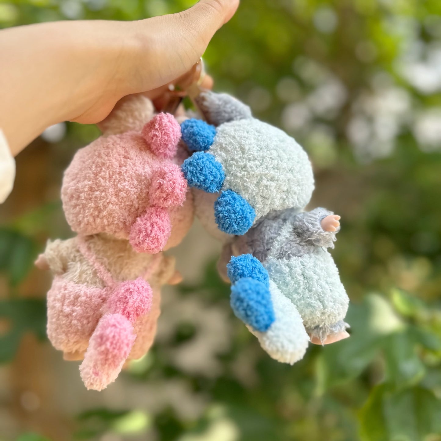 Handmade Dinosaur Costume Set for Dolls – 2-Piece Fuzzy Outfit Compatible with Labubu – Include Hat and Jumpsuit