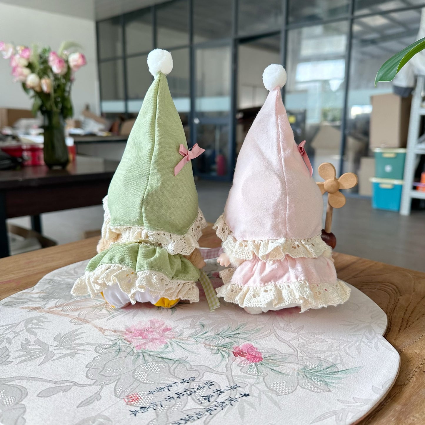Whimsical Forest Elf Outfit for Labubu-Style Dolls – Handmade 4-Piece Fairy Costume Set with Bonnet, Skirt & Accessories